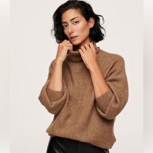 Mango Oversized Knit Sweater Size M